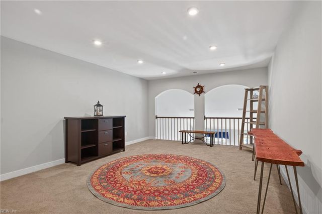 217 Kenny LN, Smithfield, VA 23430