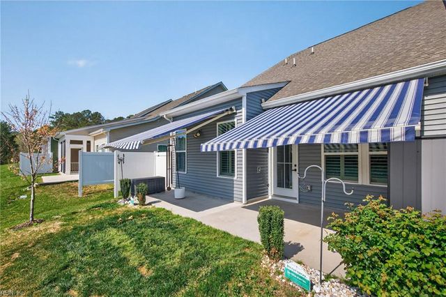 217 Kenny LN, Smithfield, VA 23430
