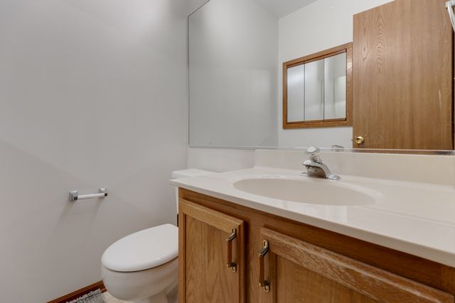 1791 BARNHILL Drive, Mundelein, IL 60060
