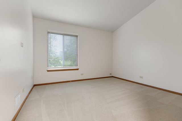 1791 BARNHILL Drive, Mundelein, IL 60060
