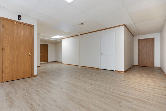 1791 BARNHILL Drive, Mundelein, IL 60060