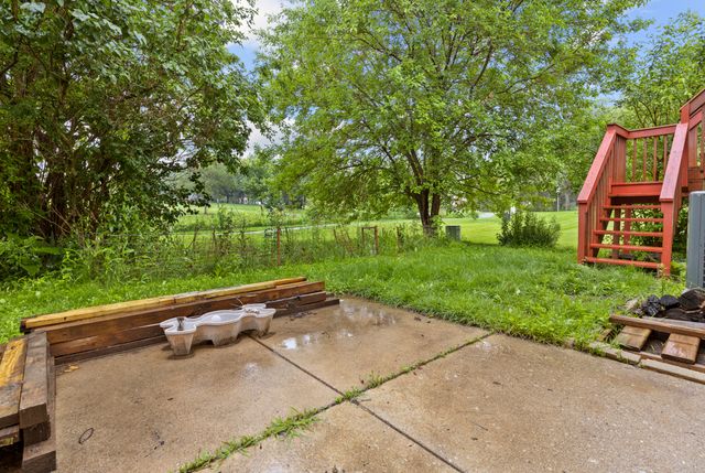 1791 BARNHILL Drive, Mundelein, IL 60060