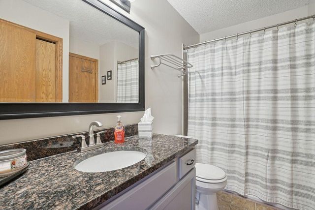 3250 Lake Ridge Drive, Big Lake, MN 55309