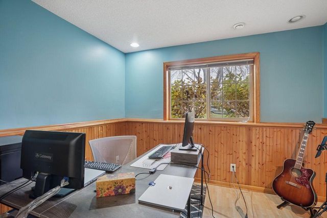 3250 Lake Ridge Drive, Big Lake, MN 55309