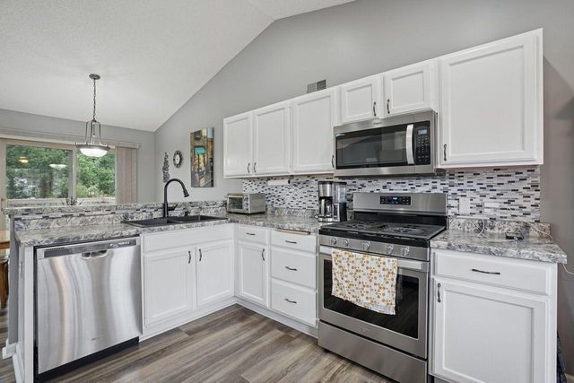 3250 Lake Ridge Drive, Big Lake, MN 55309