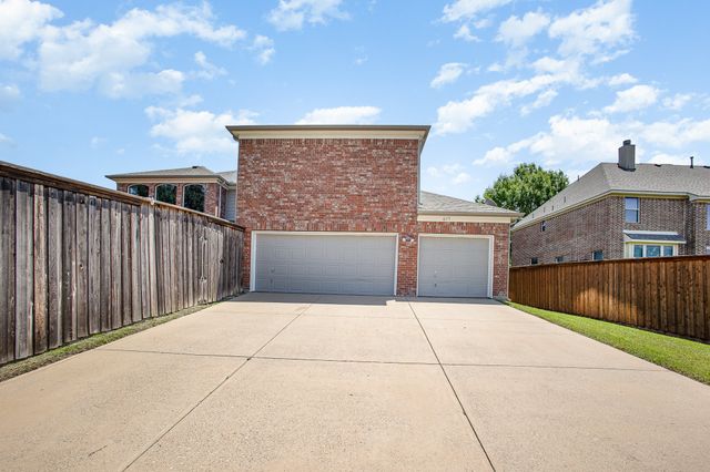 617 Cimmarron Drive, Desoto, TX 75115