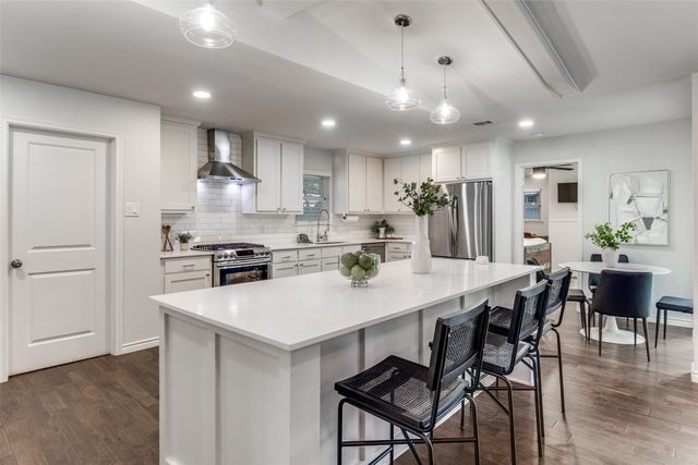 8331 San Cristobal Drive, Dallas, TX 75218