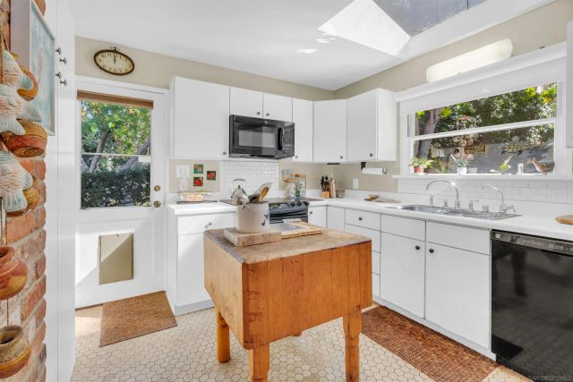 1617 Soledad AVe, La Jolla, CA 92037