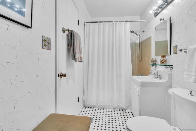 1617 Soledad AVe, La Jolla, CA 92037