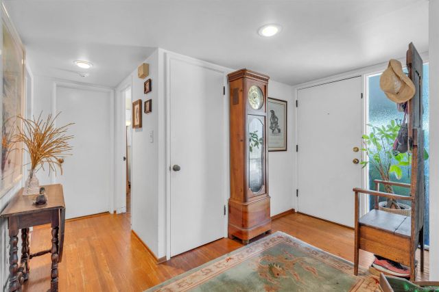 1617 Soledad AVe, La Jolla, CA 92037