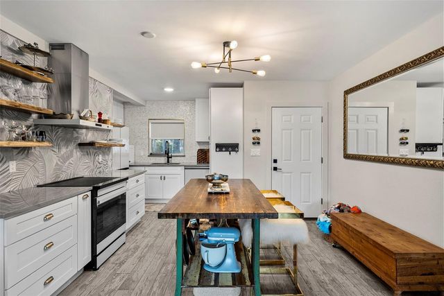 300 VENETIAN DRIVE 1, Clearwater, FL 33755