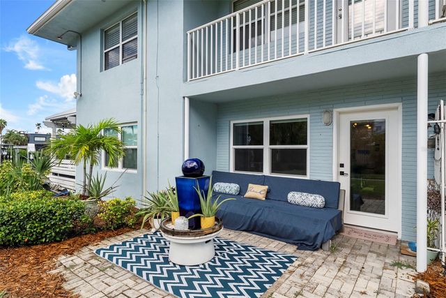 300 VENETIAN DRIVE 1, Clearwater, FL 33755