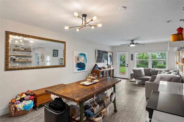 300 VENETIAN DRIVE 1, Clearwater, FL 33755