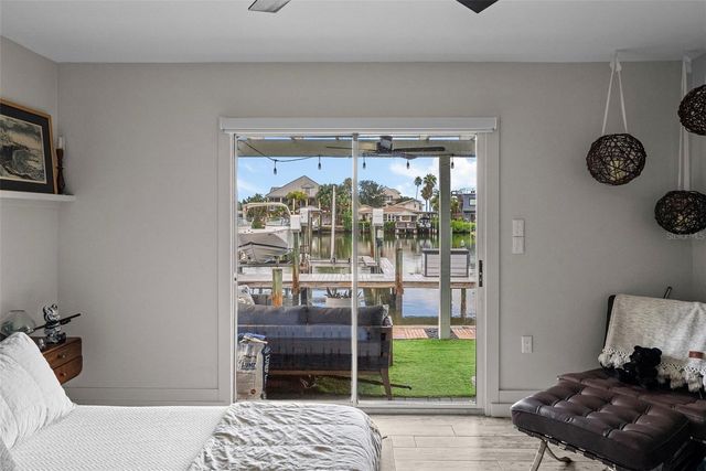 300 VENETIAN DRIVE 1, Clearwater, FL 33755