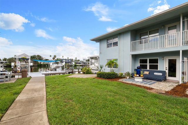 300 VENETIAN DRIVE 1, Clearwater, FL 33755