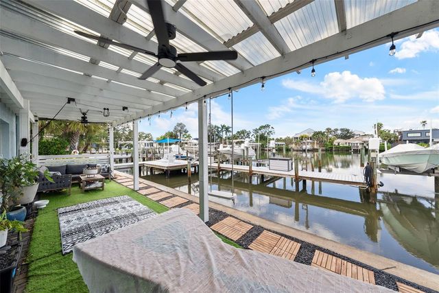 300 VENETIAN DRIVE 1, Clearwater, FL 33755