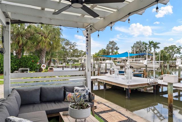 300 VENETIAN DRIVE 1, Clearwater, FL 33755