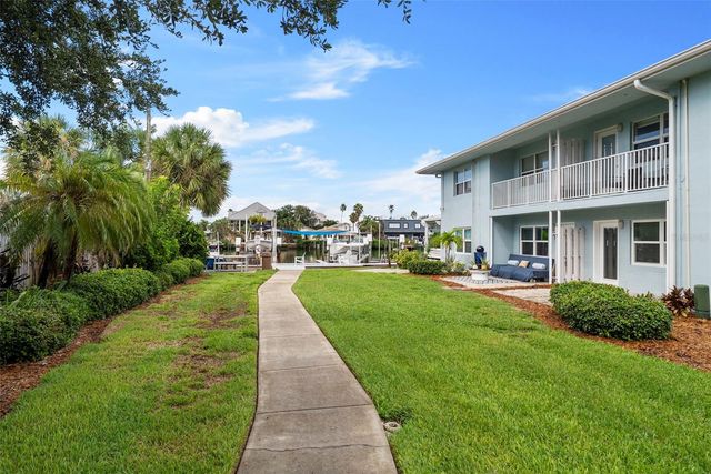 300 VENETIAN DRIVE 1, Clearwater, FL 33755