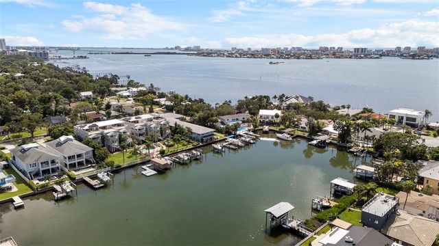 300 VENETIAN DRIVE 1, Clearwater, FL 33755