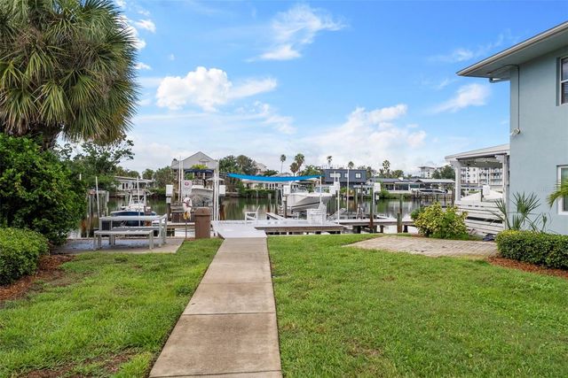 300 VENETIAN DRIVE 1, Clearwater, FL 33755