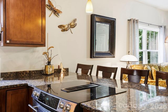 11 Old Patton Hill Road, Swannanoa, NC 28778