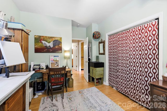 11 Old Patton Hill Road, Swannanoa, NC 28778