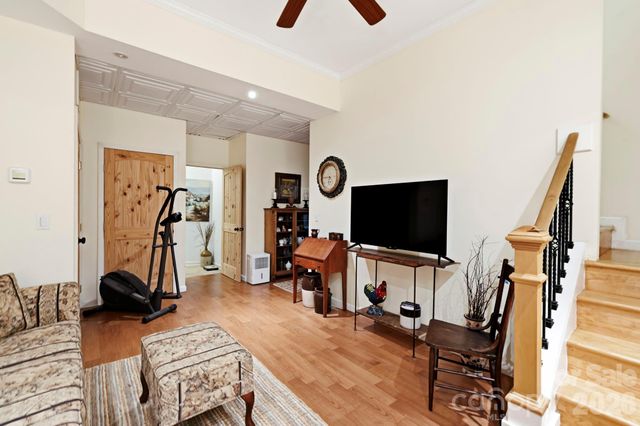 11 Old Patton Hill Road, Swannanoa, NC 28778