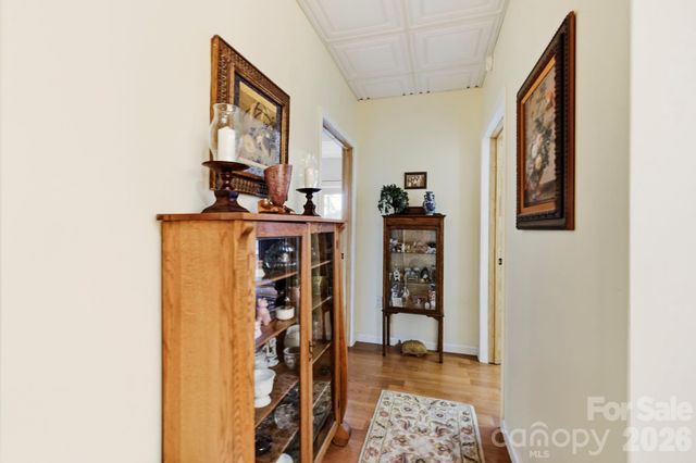 11 Old Patton Hill Road, Swannanoa, NC 28778