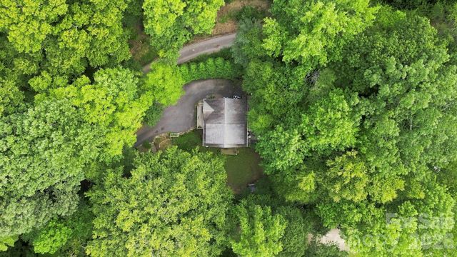 11 Old Patton Hill Road, Swannanoa, NC 28778
