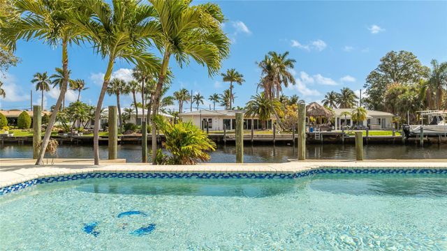 360 SE 5th Avenue, Pompano Beach, FL 33060