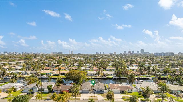 360 SE 5th Avenue, Pompano Beach, FL 33060