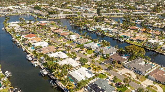 360 SE 5th Avenue, Pompano Beach, FL 33060