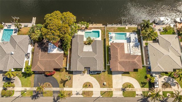 360 SE 5th Avenue, Pompano Beach, FL 33060