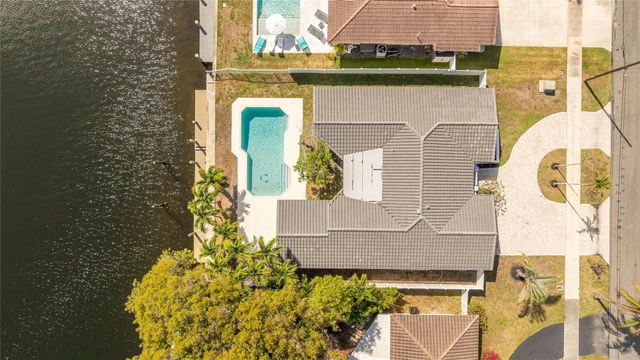 360 SE 5th Avenue, Pompano Beach, FL 33060