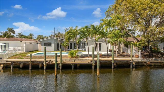 360 SE 5th Avenue, Pompano Beach, FL 33060