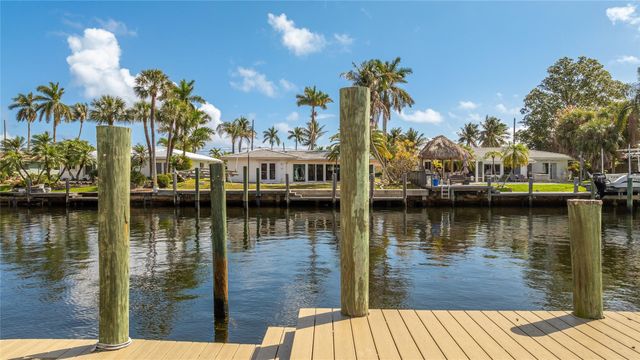 360 SE 5th Avenue, Pompano Beach, FL 33060