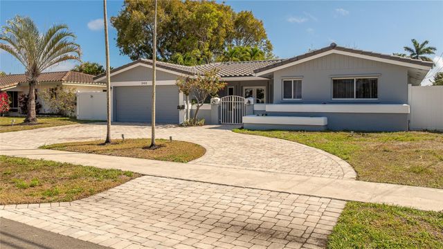 360 SE 5th Avenue, Pompano Beach, FL 33060