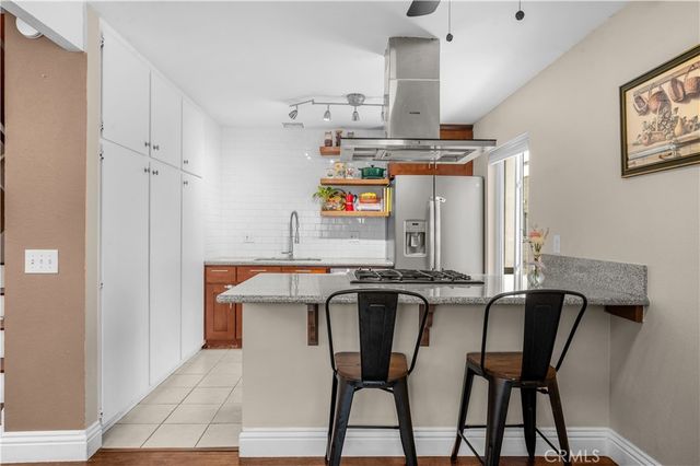 1410 Cabrillo Park, Santa Ana, CA 92701