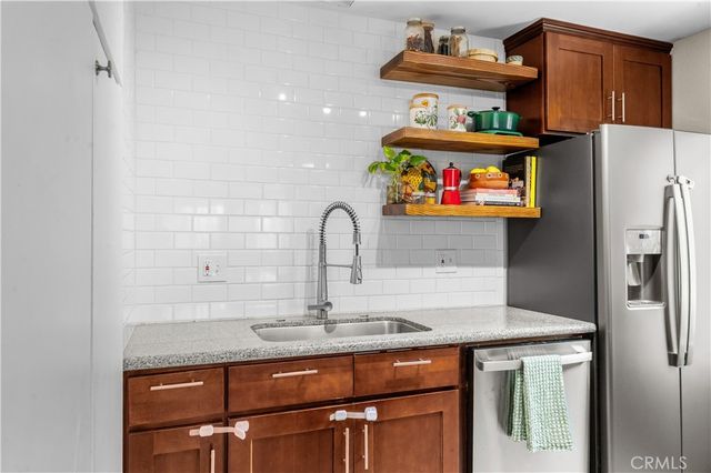 1410 Cabrillo Park, Santa Ana, CA 92701