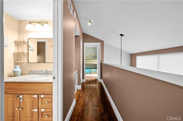 1410 Cabrillo Park, Santa Ana, CA 92701