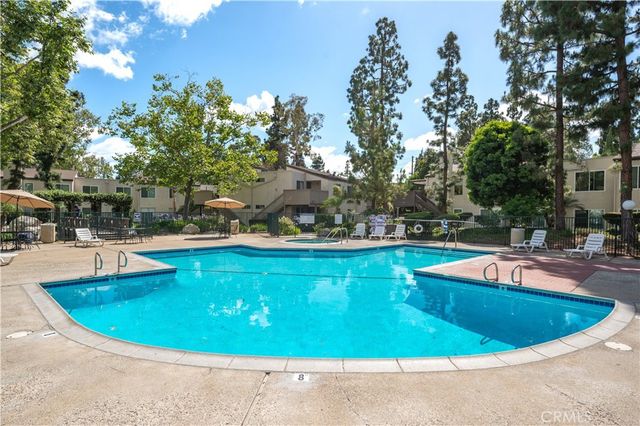 1410 Cabrillo Park, Santa Ana, CA 92701