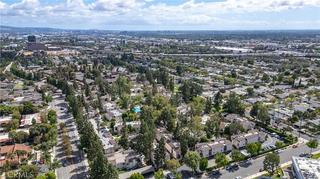1410 Cabrillo Park, Santa Ana, CA 92701