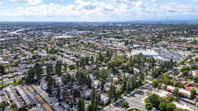 1410 Cabrillo Park, Santa Ana, CA 92701