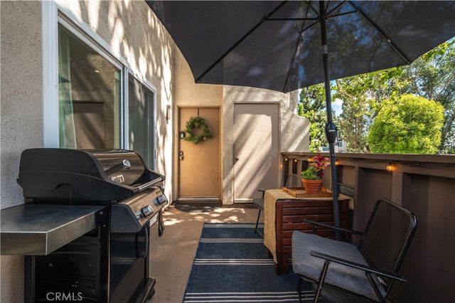 1410 Cabrillo Park, Santa Ana, CA 92701