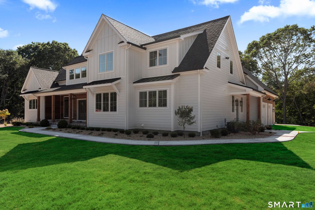 23-1 Heritage Road, East Lyme, CT 06333