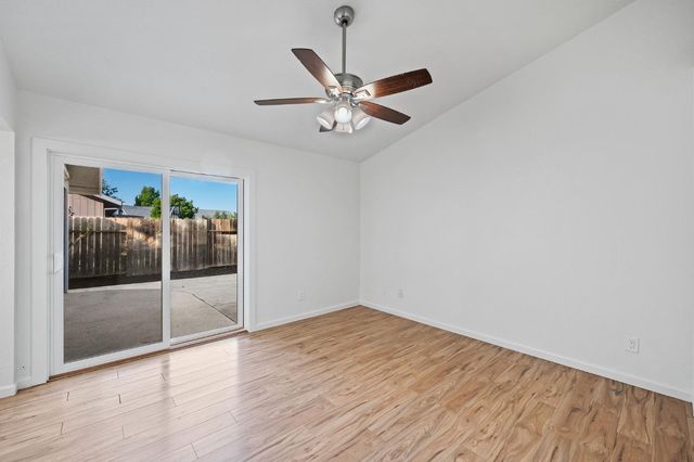 5060 Summerbrook Way, Sacramento, CA 95823