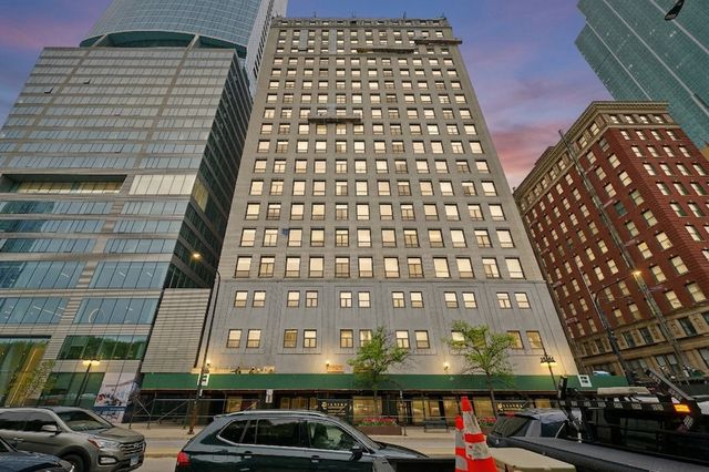 910 S Michigan Avenue 1812, Chicago, IL 60605