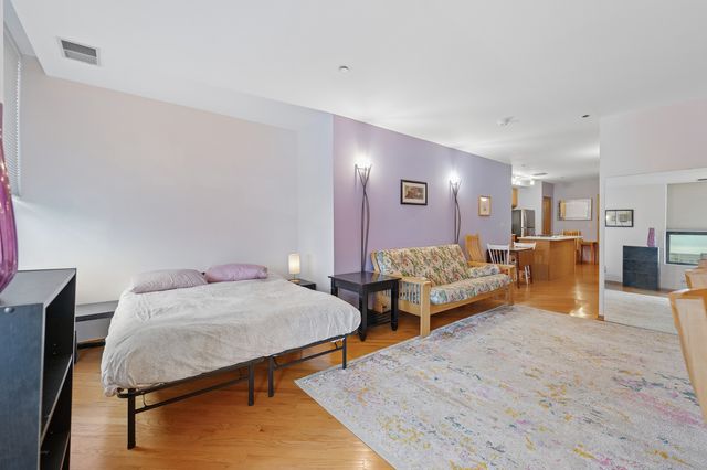 910 S Michigan Avenue 1812, Chicago, IL 60605