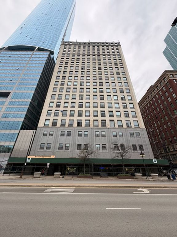 910 S Michigan Avenue 1812, Chicago, IL 60605