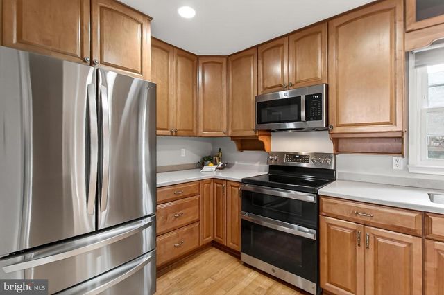 7405 WILLSHIRE HUNT CT, Springfield, VA 22153